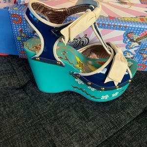 Irregular choice Alaska wedge